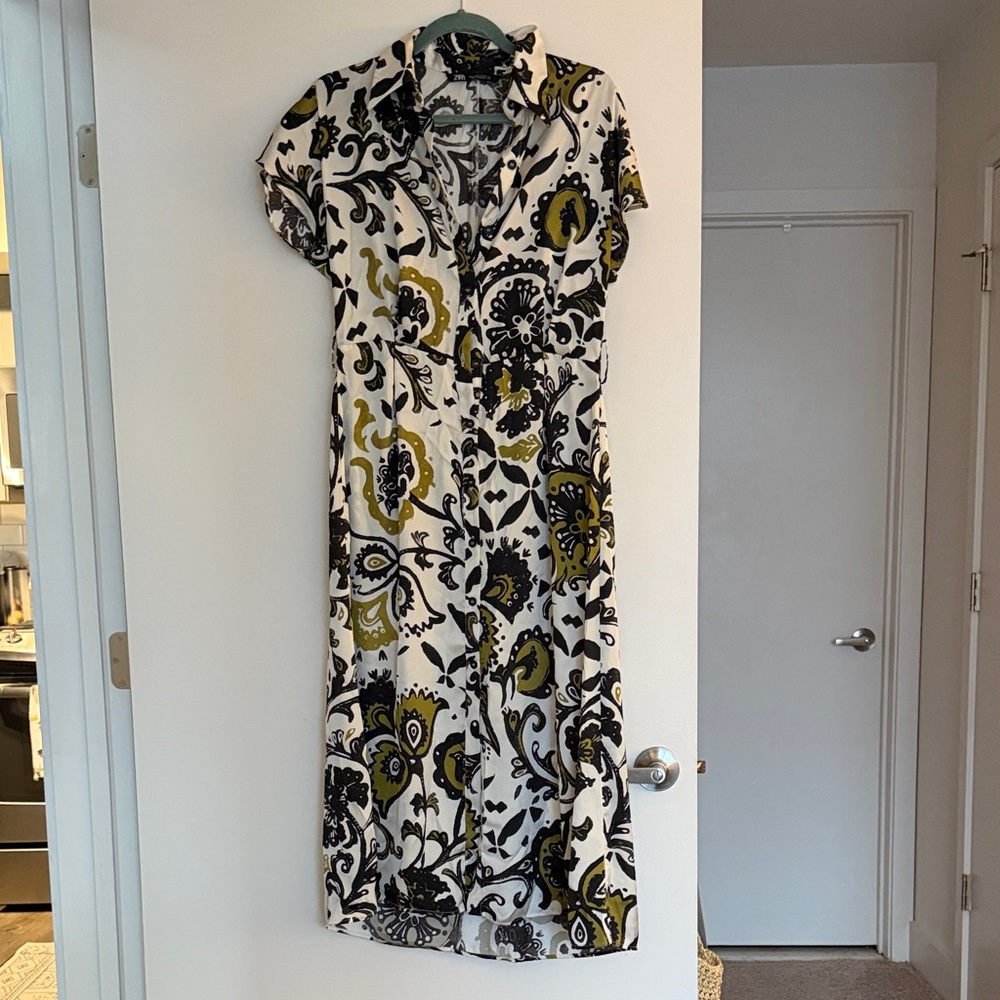 Zara Black and Green Floral Midi Dress